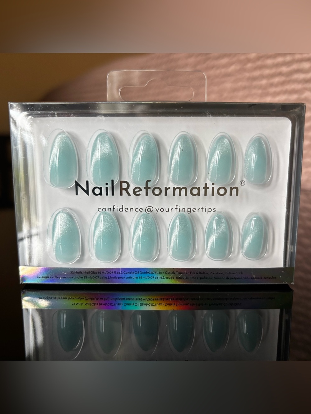 NIB Nail Reformation Aqua Cat-Eye Press-On Nails - Short Almond